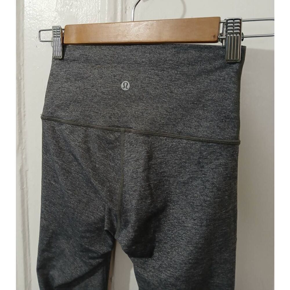 Lululemon women size 6 wunder under capri leggings gray - Picture 4 of 4